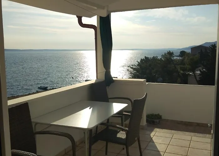 Bili Apartman Starigrad-Paklenica