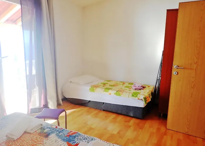 Bili * Starigrad Paklenica